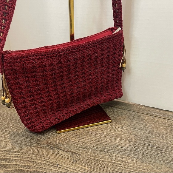 The Sak Burgundy Crochet Shoulder/crossbody bag purse. Pre-owned. Zip closure. - Picture 3 of 13